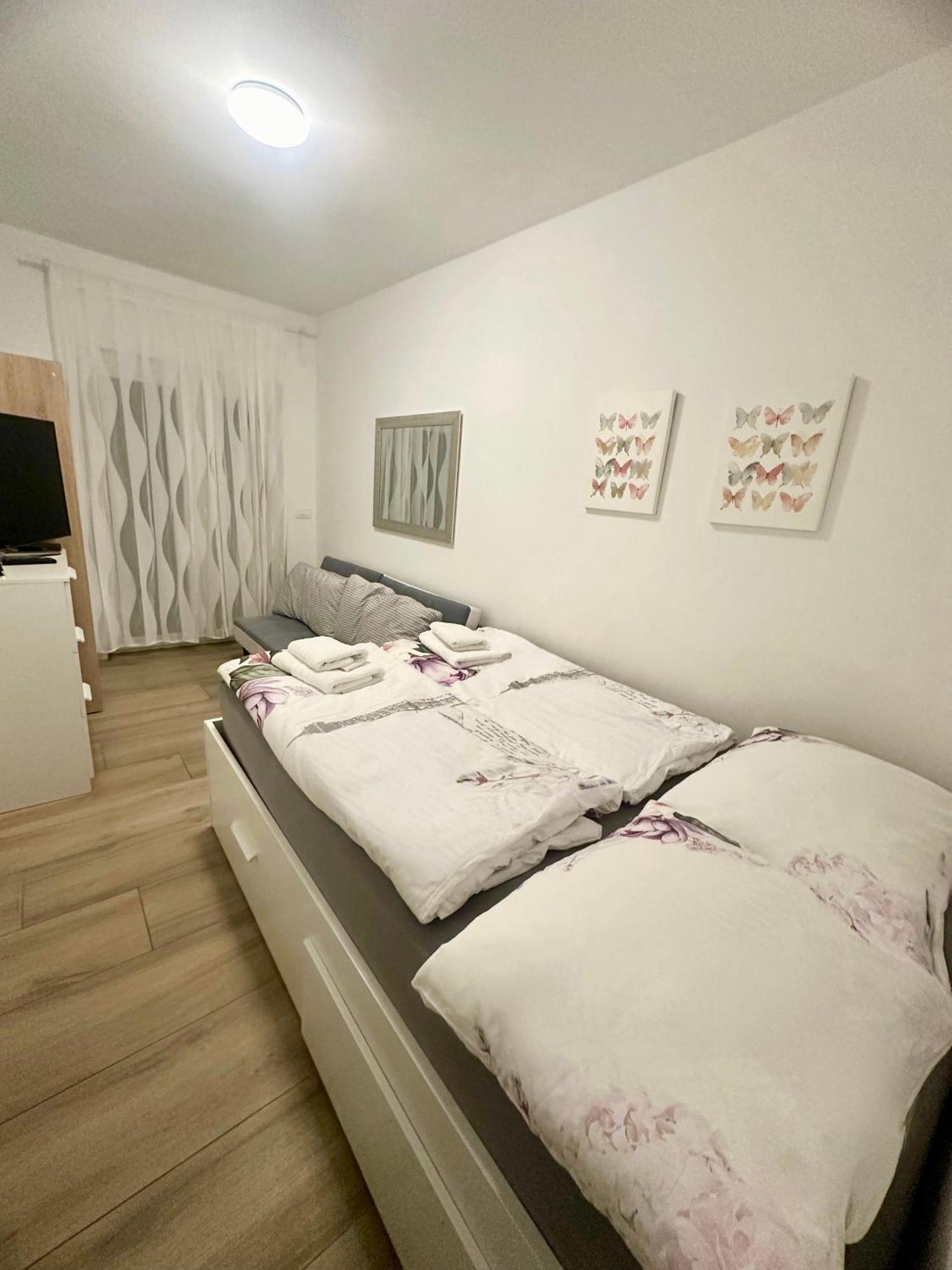 Nikola Apartmani Crikvenica Exterior foto